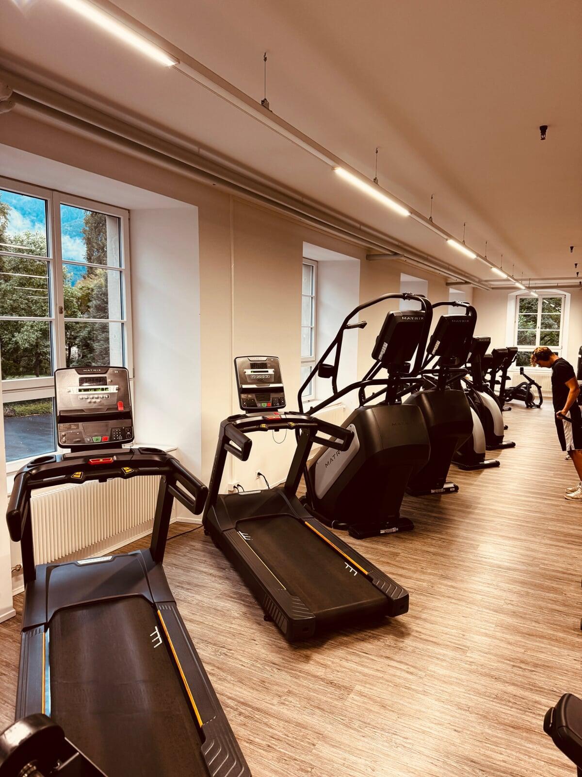 QuantumGym Fitnessstudio Ziegelbruecke