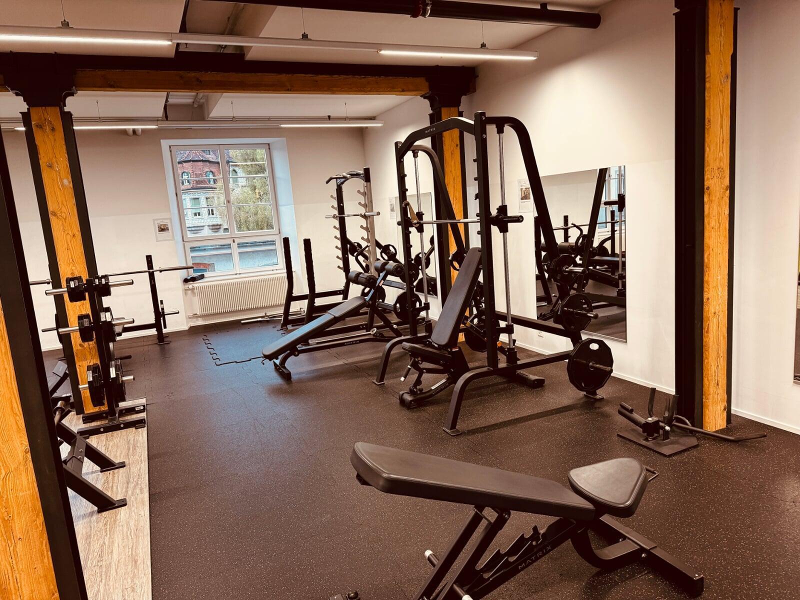 QuantumGym Fitnessstudio Ziegelbruecke